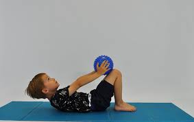 Ćwiczenia na mięśnie brzucha 3 - Fizjoterapia Dzieci - Wrocław
